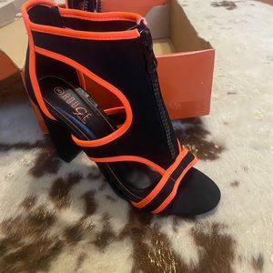 NEVER worn high heels!